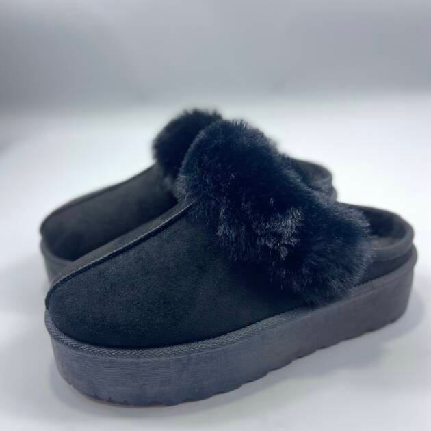 Slippers μαύρα suede me γουνα