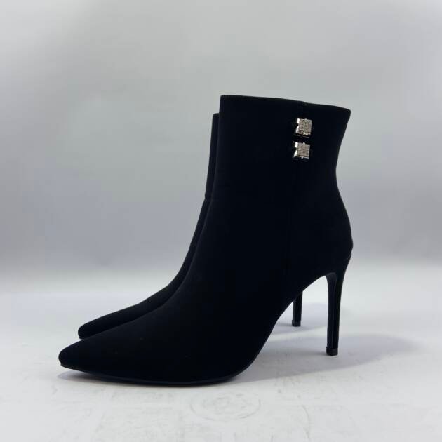 Suede μαύρο μποτακι με λεπτό τακούνι