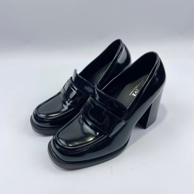 Μαυρι γοβα με χοντρο τακουνι